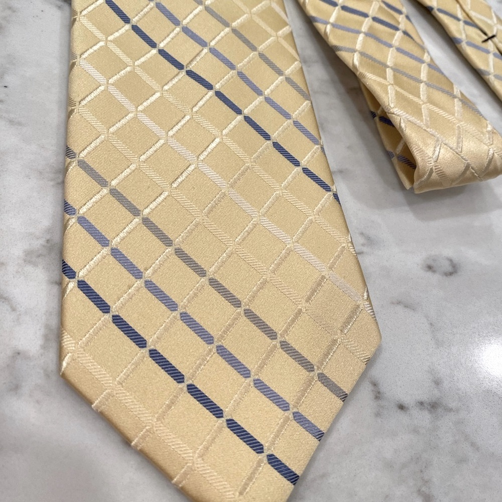 Michael Kors 100% Silk Tie